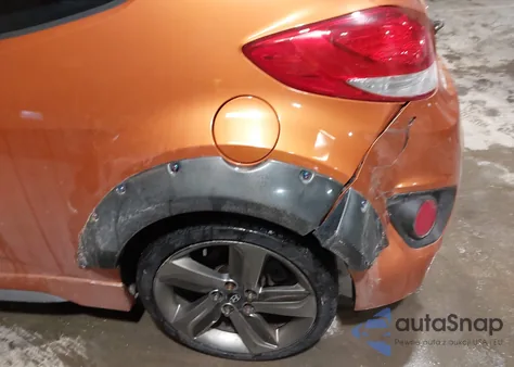 2013 Hyundai Veloster Turbo W/Black from USA, damaged, VIN KMHTC6AE2DU111452